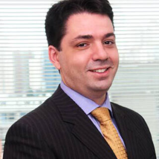 Dr. Gustavo Alonso Pereira