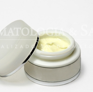 Pote de creme facial